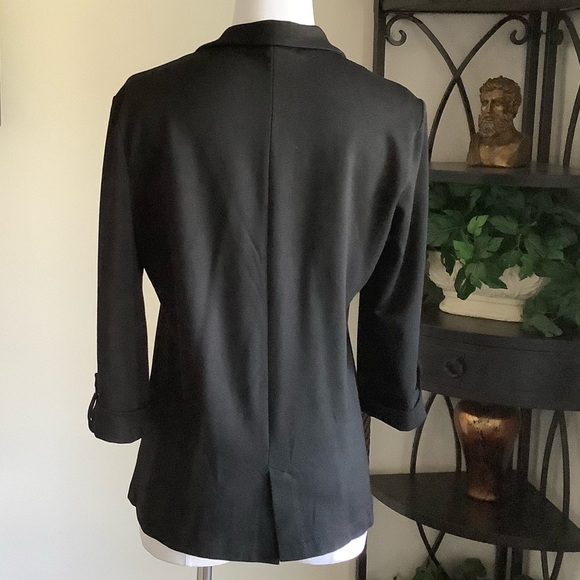 Black cuffed sleeve lapel blazer - Picture 4 of 15